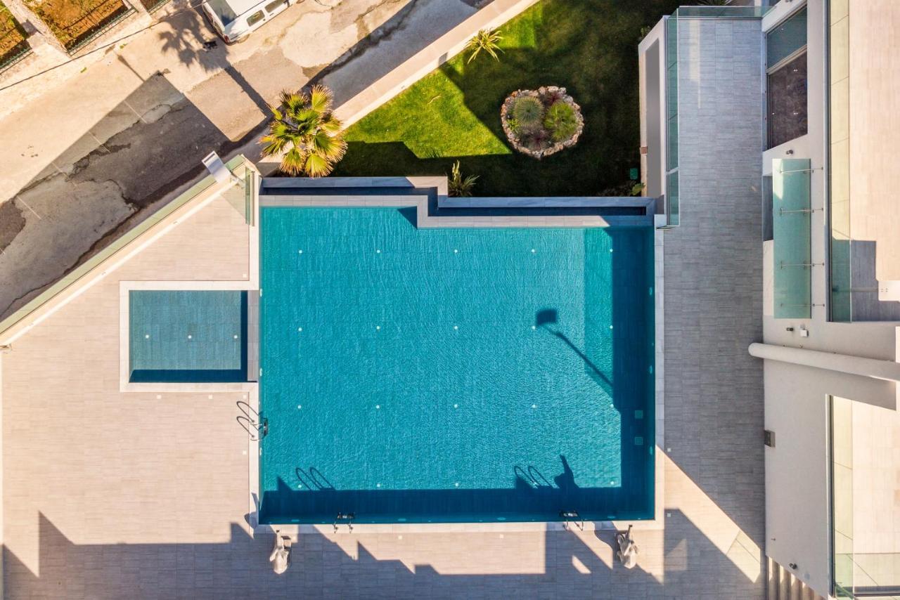 Blue Elephant Boutique Hotel & Spa - Adults Only Almyrida  Bagian luar foto